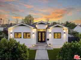 featured image of 19148 Oxnard St