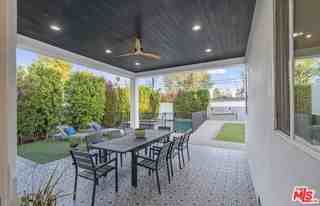 19148 Oxnard St - Photo 7 of 8