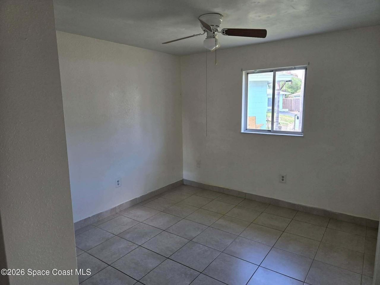 417 Via Palermo Ct - Photo 7 of 10