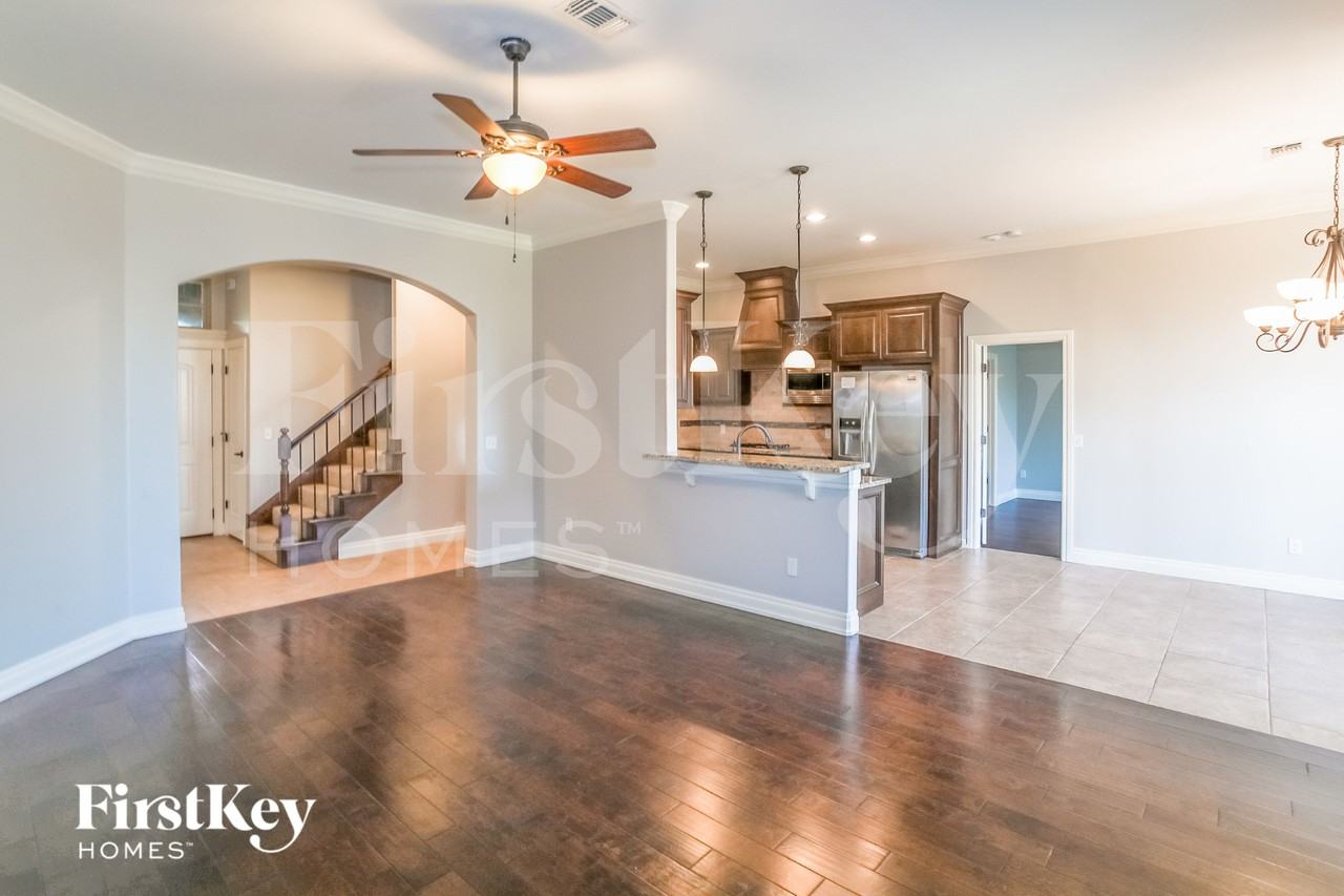 648 Cristo Pass - Photo 2 of 15