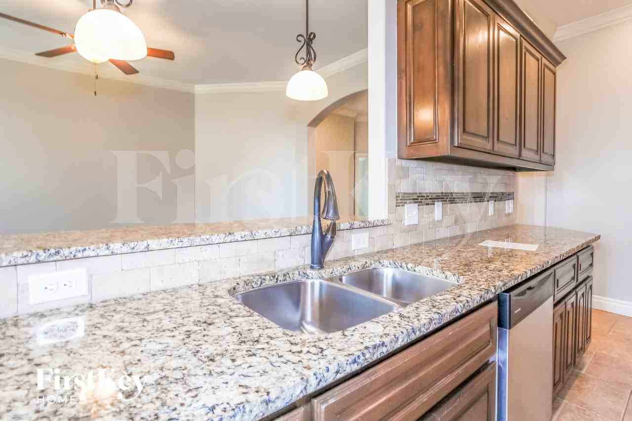 648 Cristo Pass - Photo 5 of 15