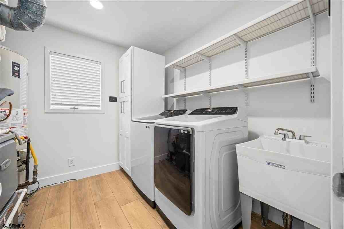103 S Newport Ave - Photo 5 of 45