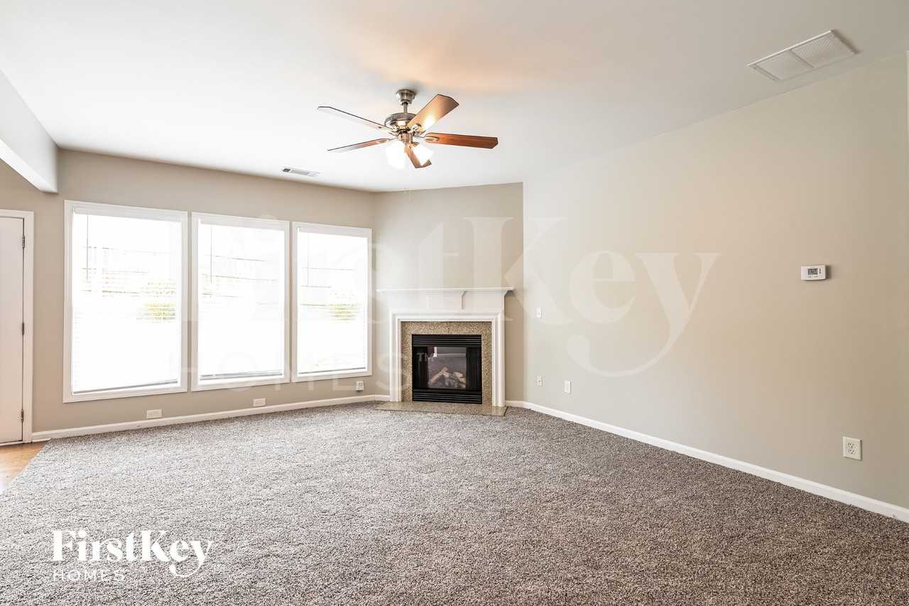 973 Gather Dr - Photo 2 of 15