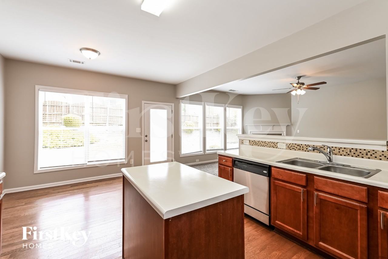 973 Gather Dr - Photo 5 of 15