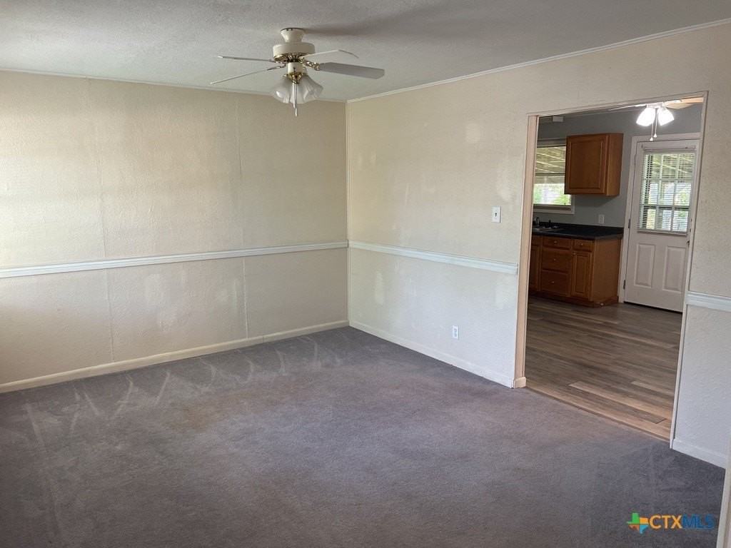 303 Ridge St - Photo 4 of 16