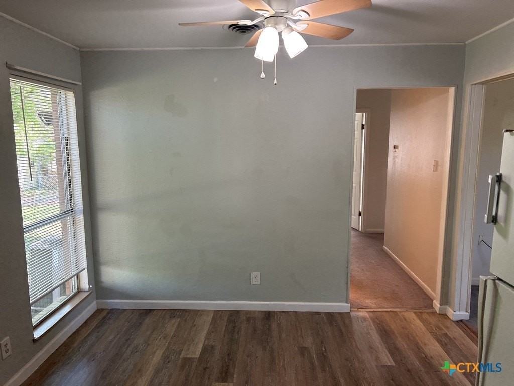 303 Ridge St - Photo 6 of 16