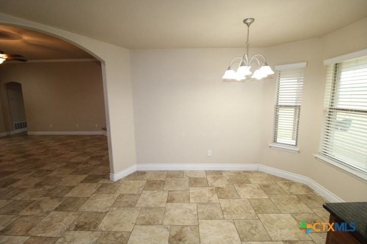 1128 Pheasant Cir - Photo 4 of 23