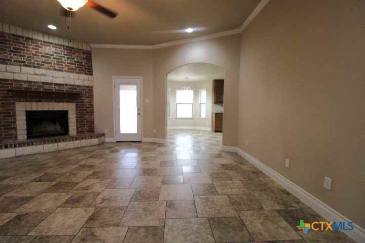 1128 Pheasant Cir - Photo 7 of 23