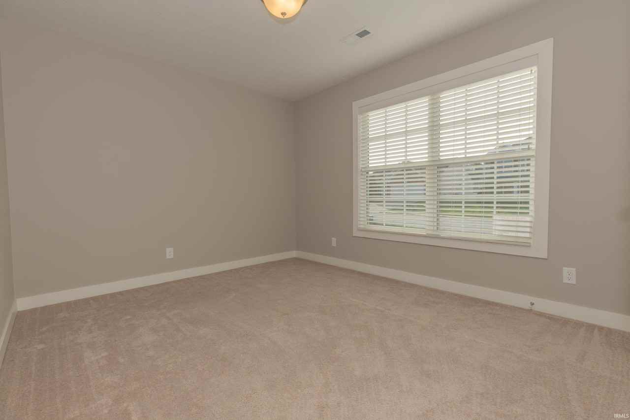 9809 Massey Dr - Photo 2 of 16