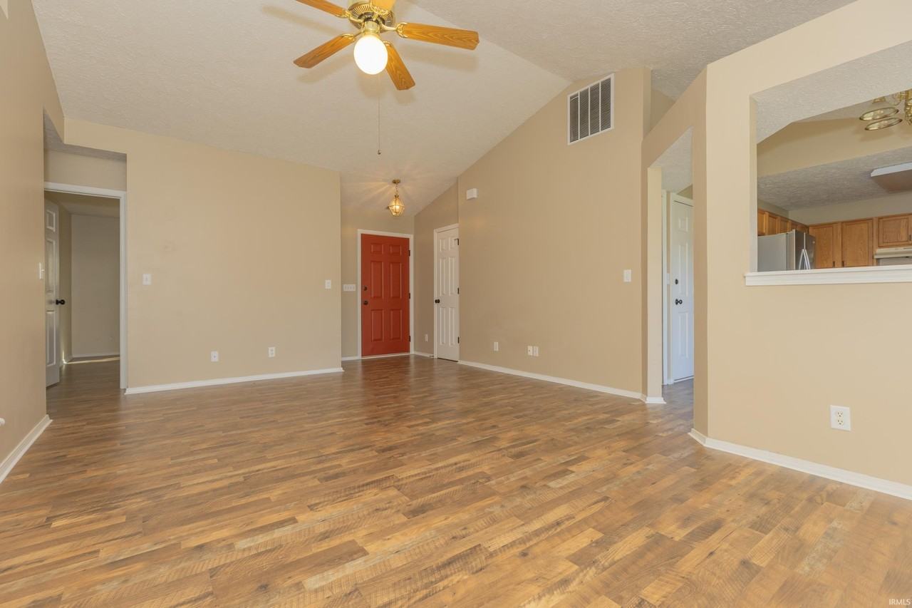 3224 Park Ridge Dr - Photo 3 of 14