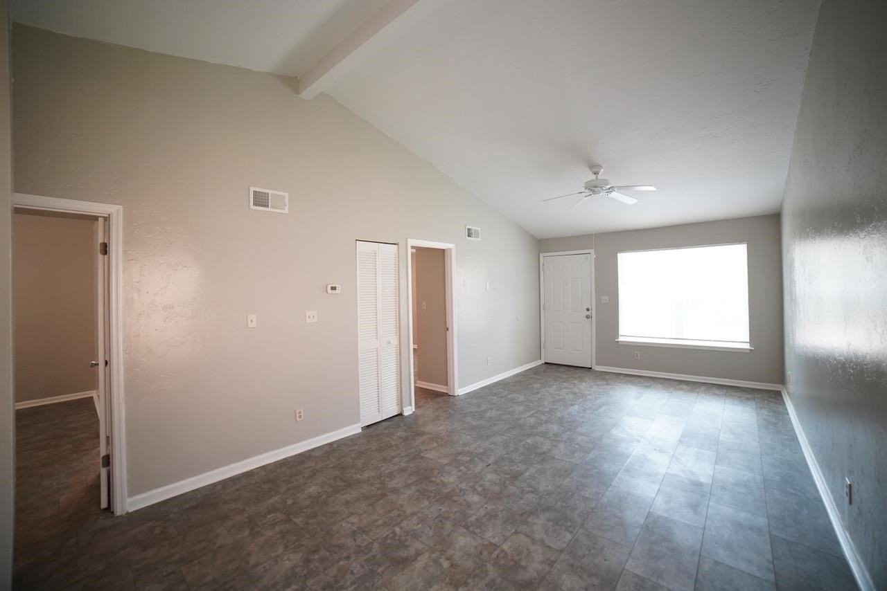 6311 S Placid Pl #2 - Photo 3 of 16