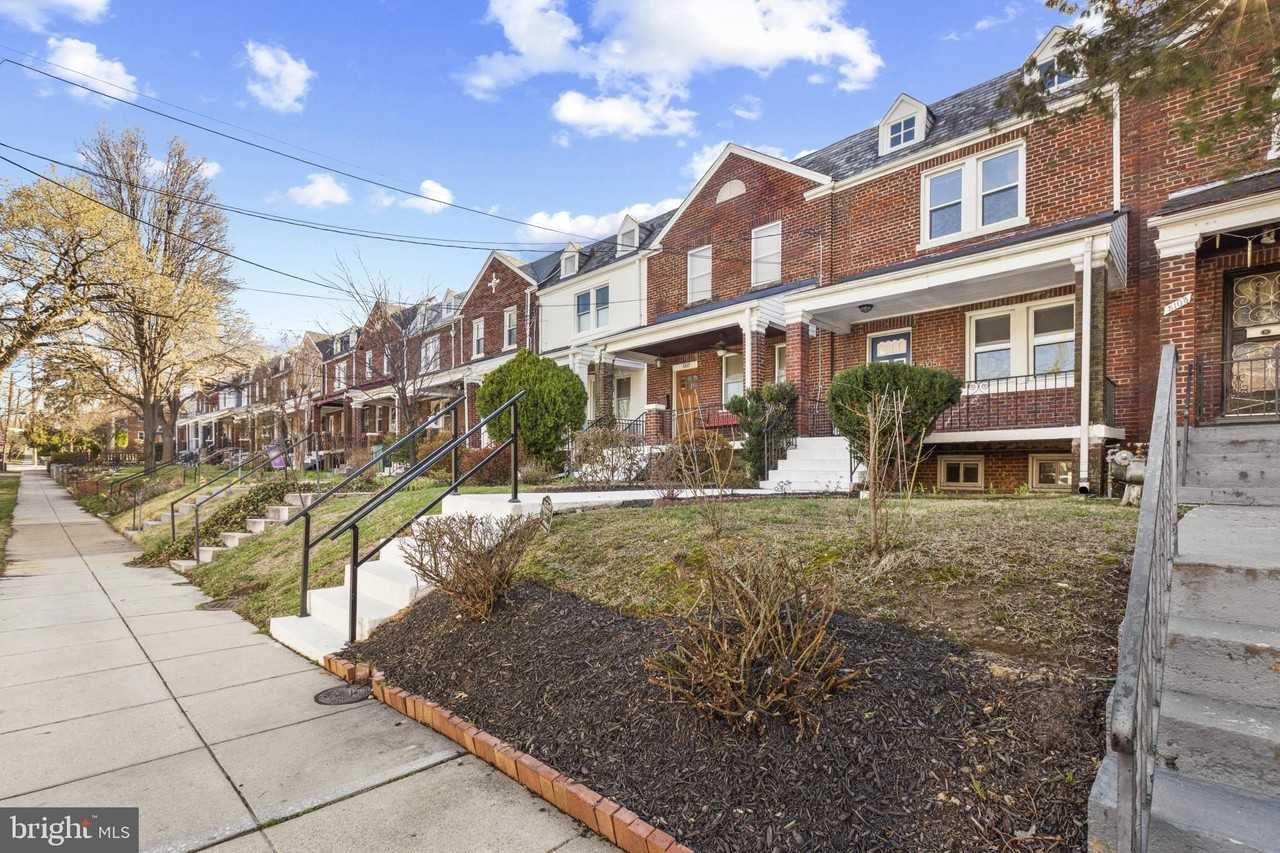 5105 New Hampshire Ave Nw - Photo 3 of 50