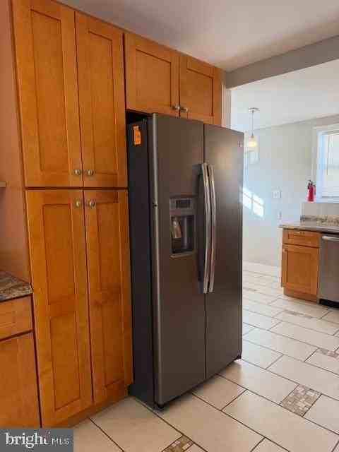 400 W 29th St - Photo 4 of 21