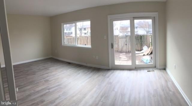 1998 Cambridge Dr - Photo 2 of 13