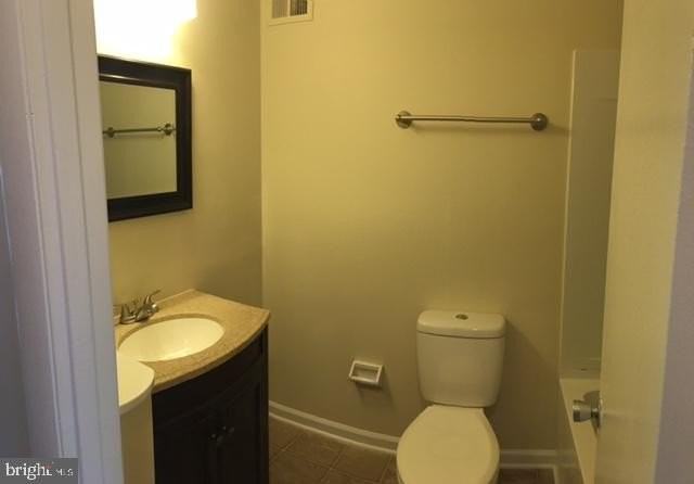 1998 Cambridge Dr - Photo 7 of 13