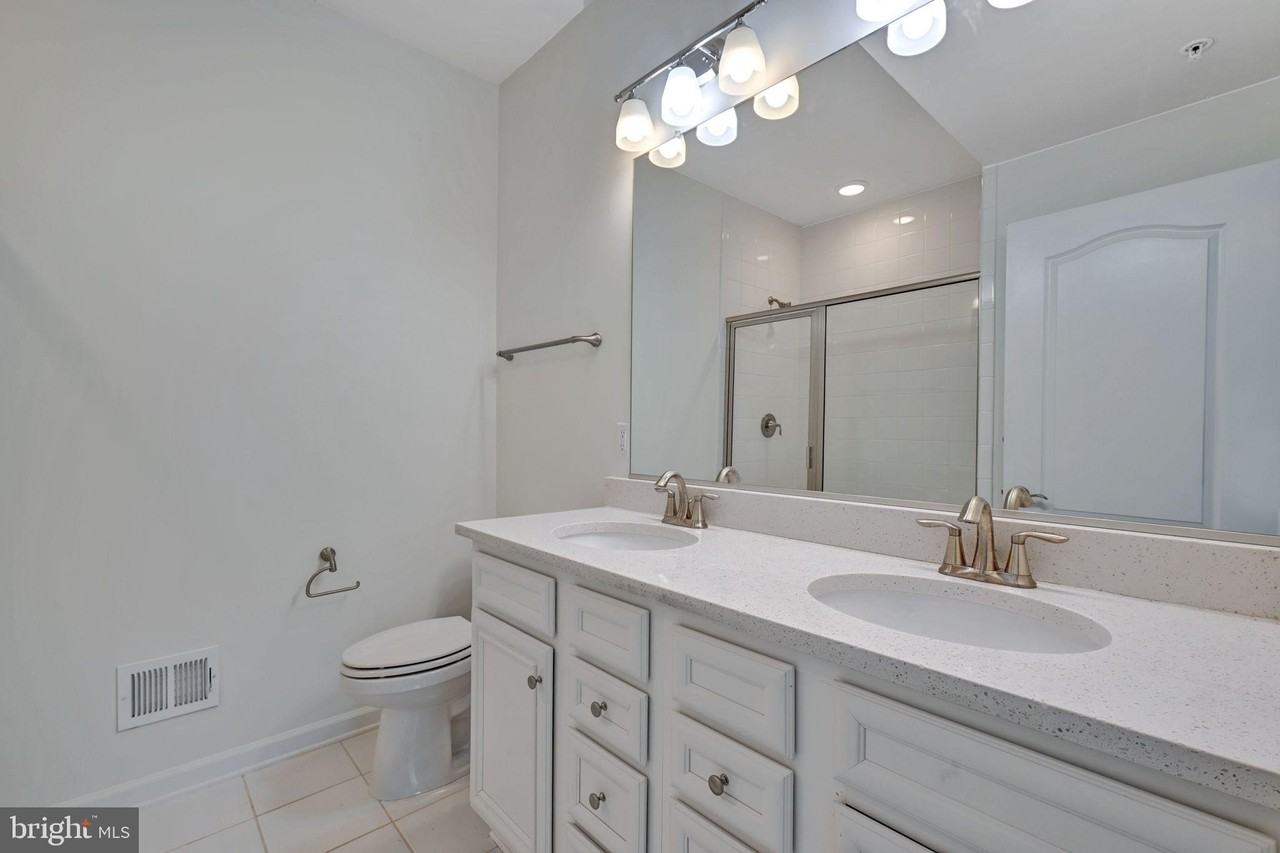 2732 Wessex Cir - Photo 7 of 31