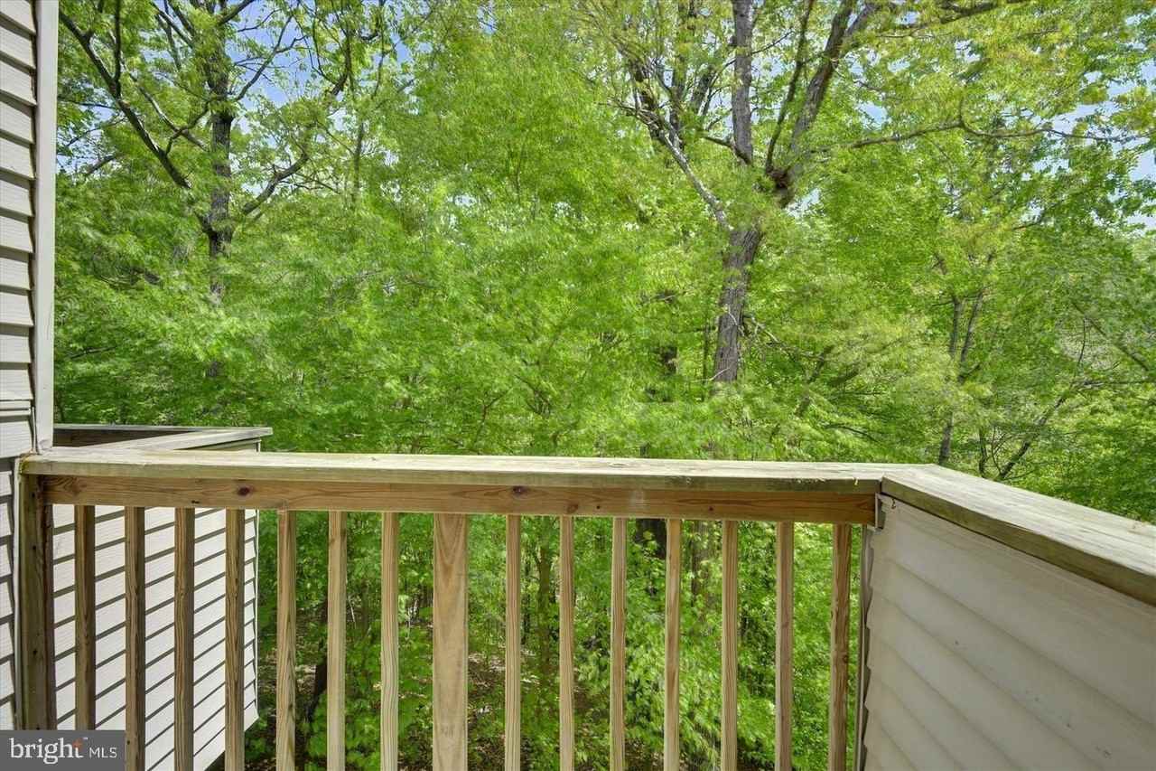 678 Newbridge Ct Unit 4 - Photo 6 of 17