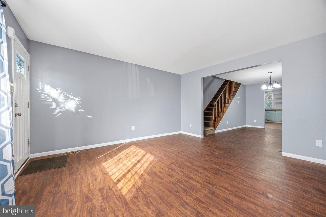 343 Font Hill Ave - Photo 4 of 27