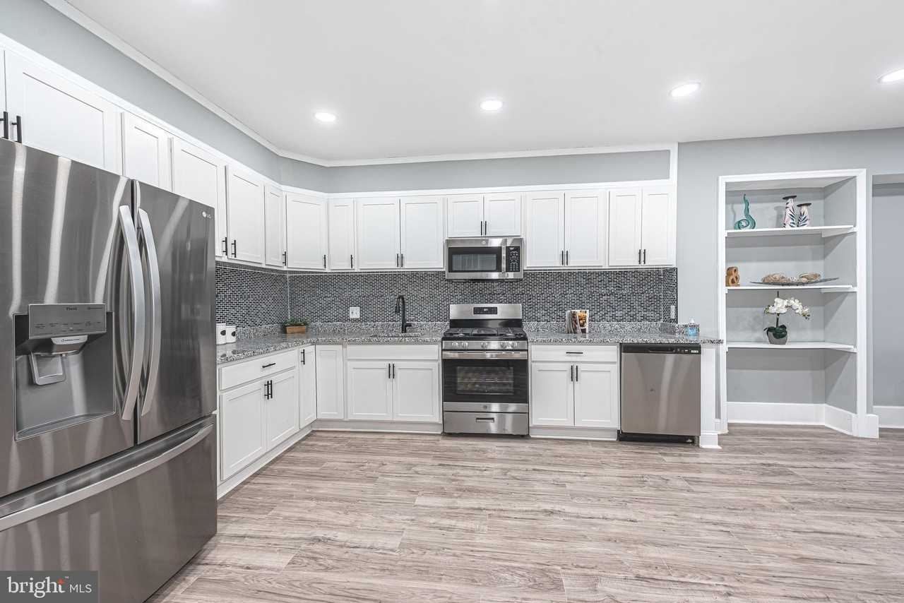 5513 Minnoka Ave - Photo 2 of 29