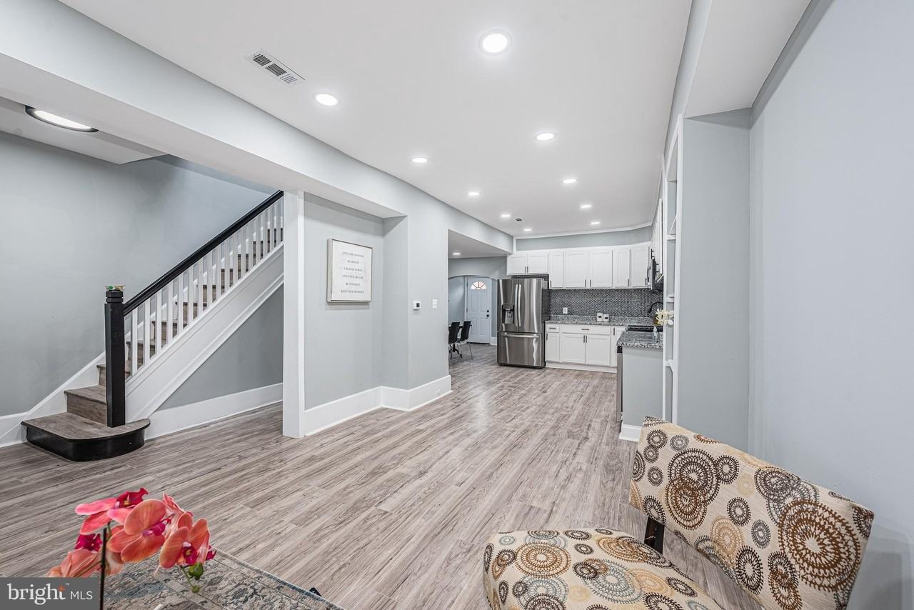 5513 Minnoka Ave - Photo 3 of 29