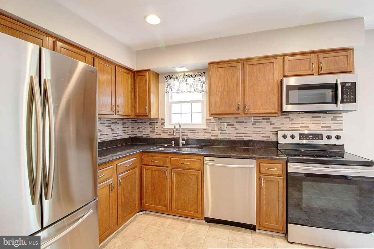 101 S Oak Cliff Ct - Photo 6 of 21