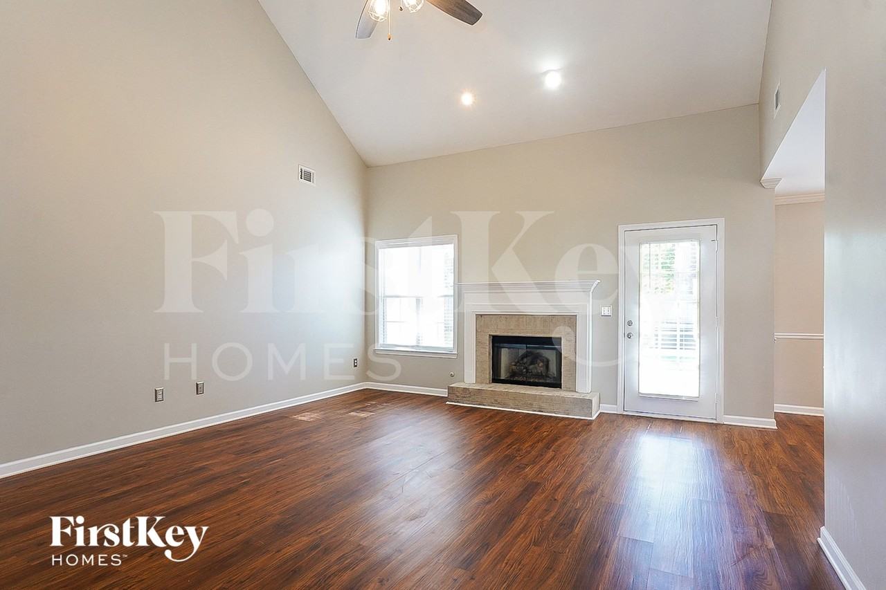 77 Pebble Creek Dr - Photo 3 of 15