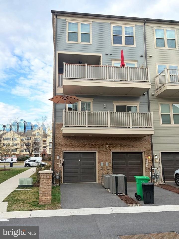 9584 Fields Rd Unit 9584 - Photo 4 of 30