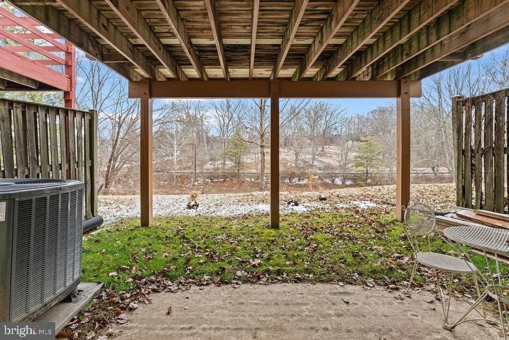 1211 Knoll Mist Ln - Photo 4 of 35