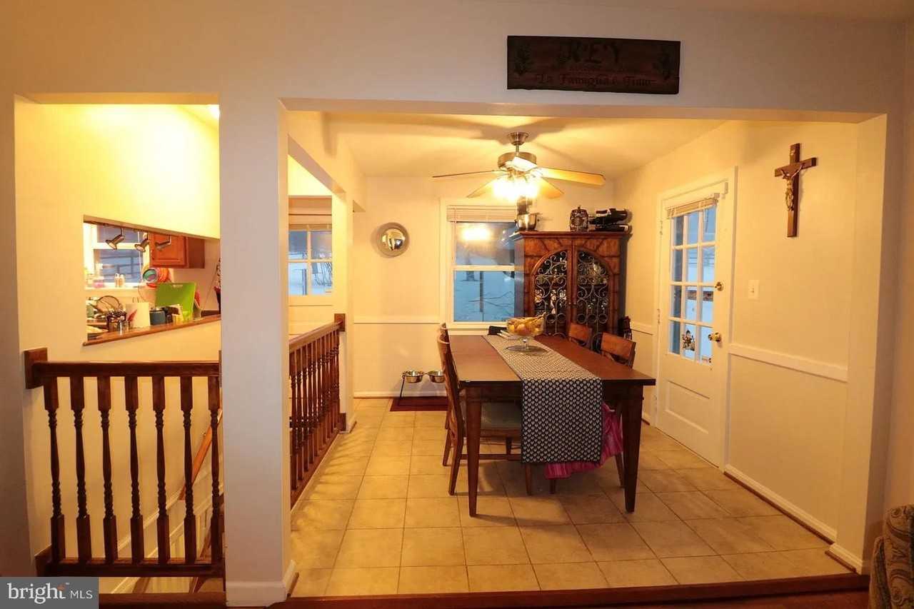 13904 Mills Ave - Photo 7 of 29