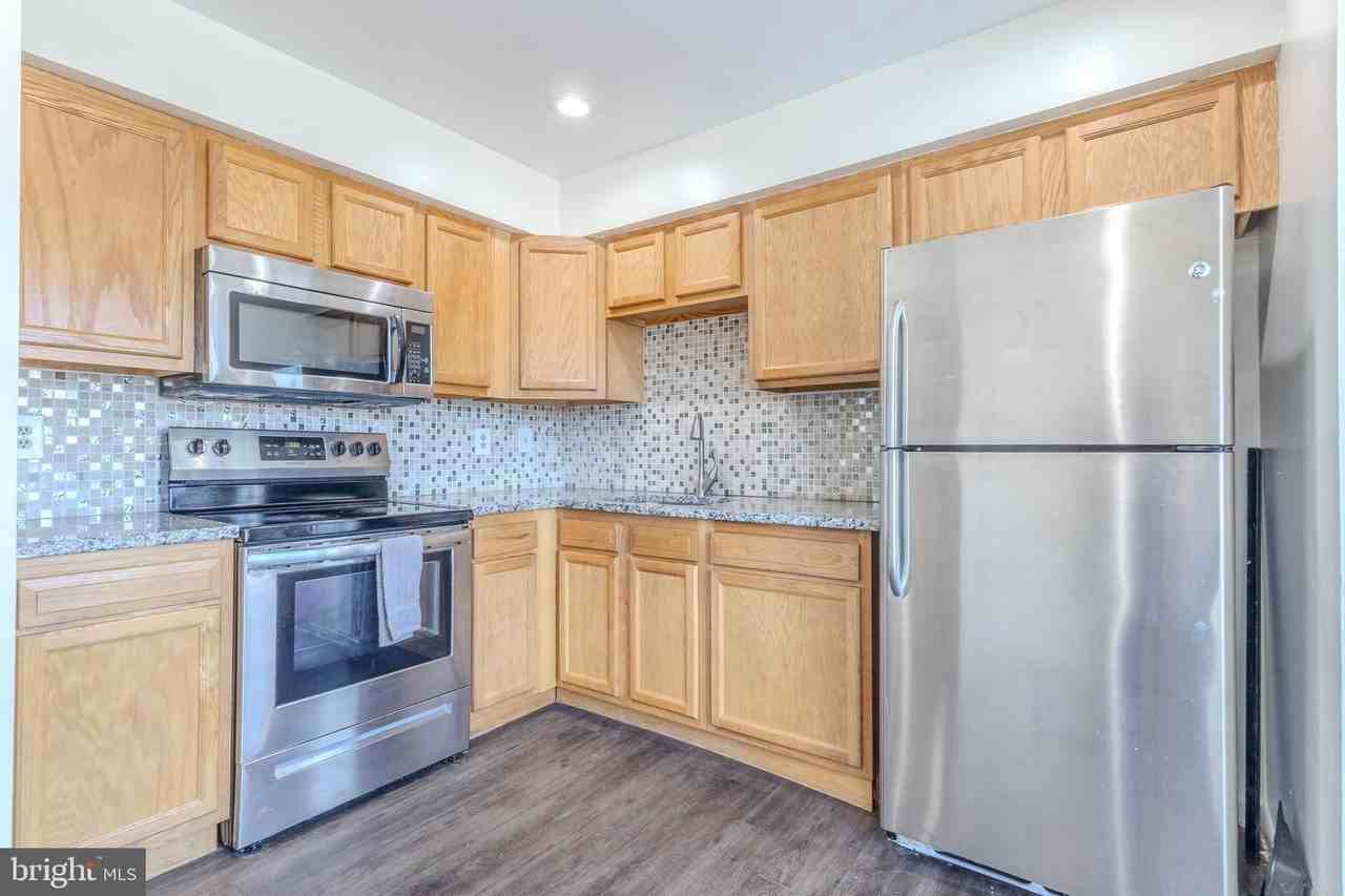 398 Harry S Truman Dr Unit 270 - Photo 5 of 22