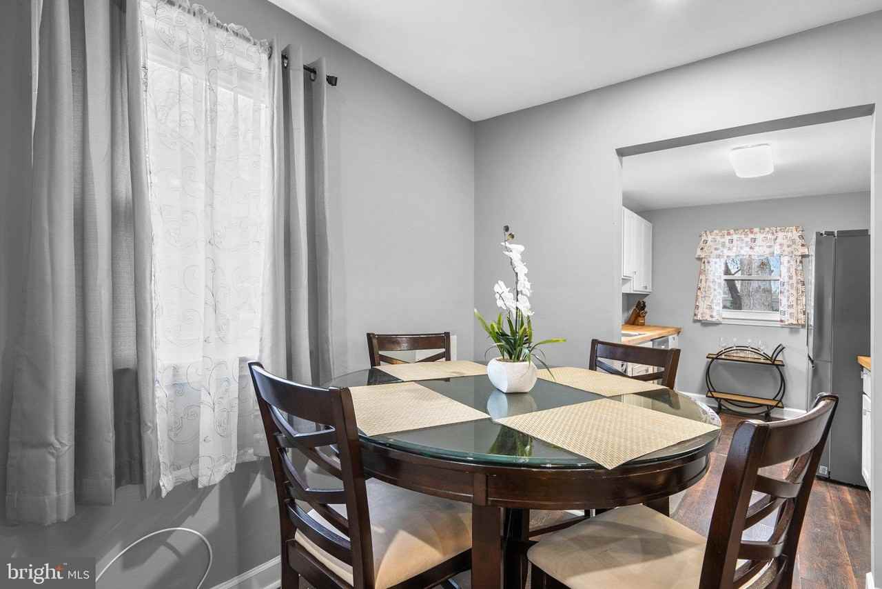 3906 70th Ave - Photo 7 of 21