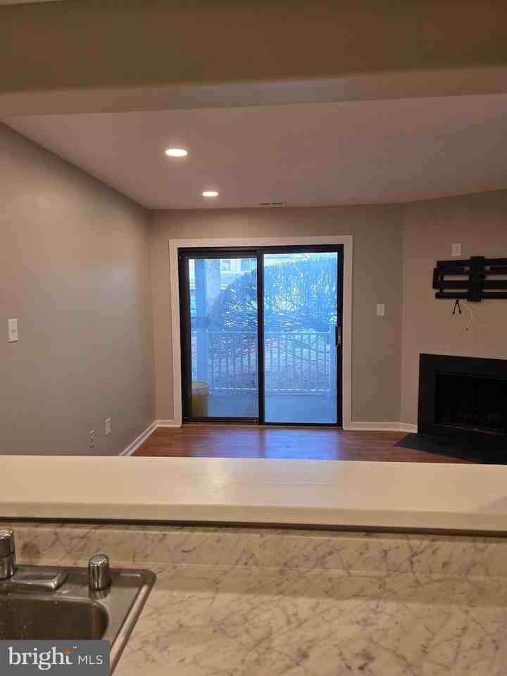 311 Gregorys Way - Photo 5 of 15