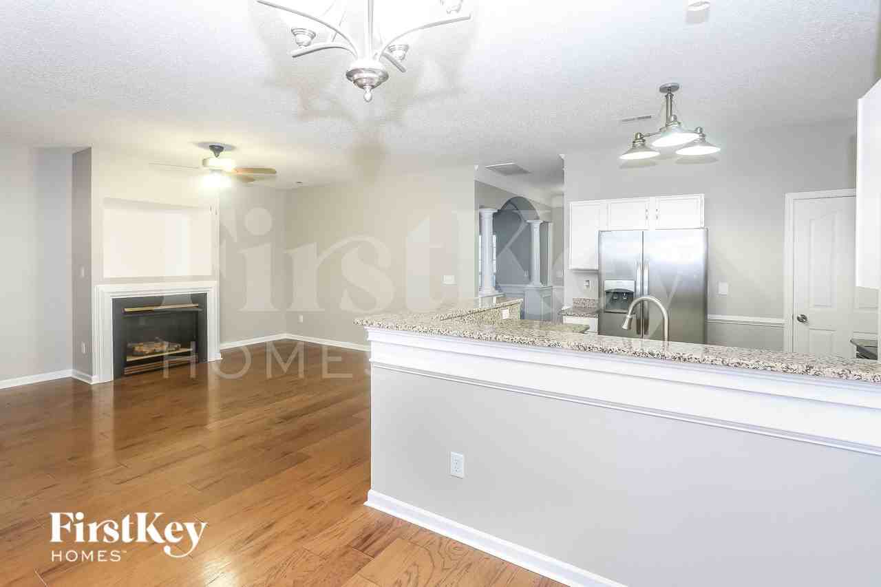 15178 Tracy Beth Rd - Photo 7 of 15