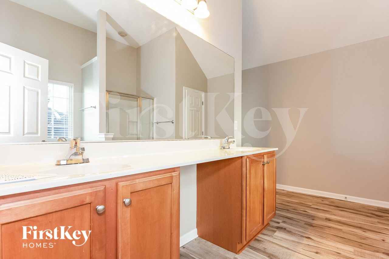 8524 Ridgeline Ln - Photo 7 of 15