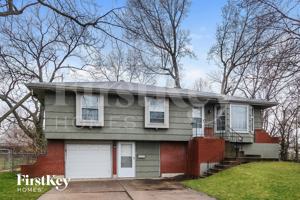 featured image of 9214 Farley Ave