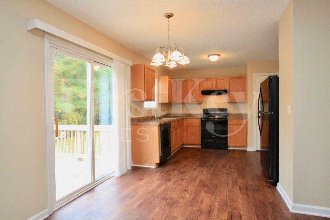 906 Grassy Patch Ln - Photo 3 of 17