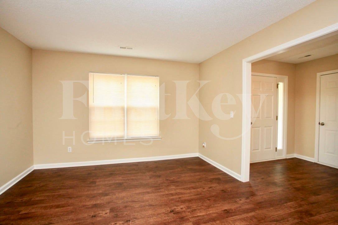 906 Grassy Patch Ln - Photo 6 of 17