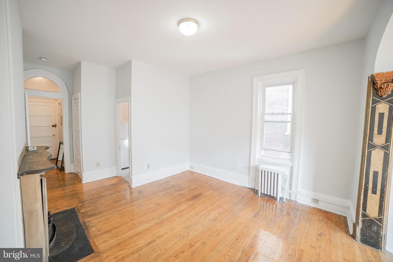 2316 Spruce St Apt 2r - Photo 6 of 11