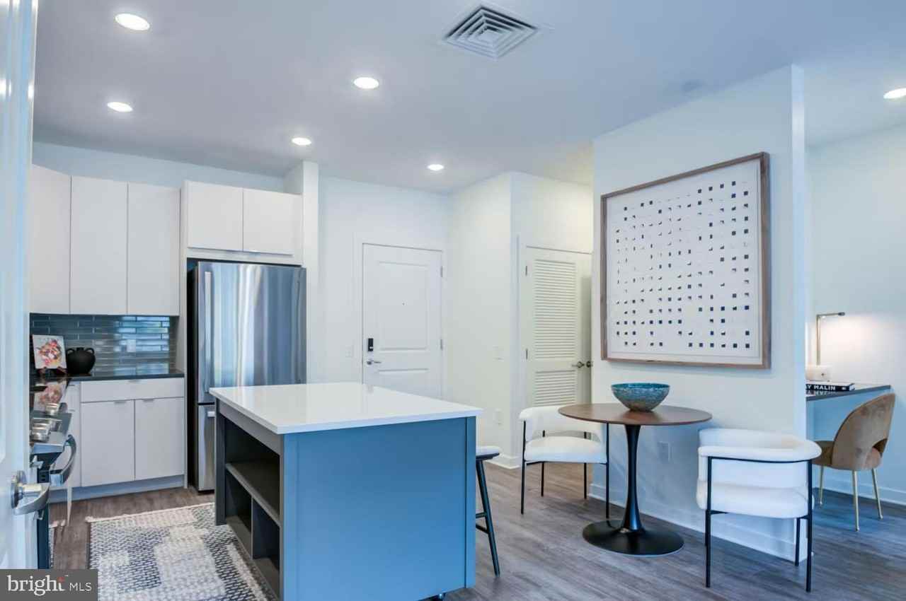 503-29 N COLUMBUS Boulevard unit: Townhouse + Den - Photo 5 of 38