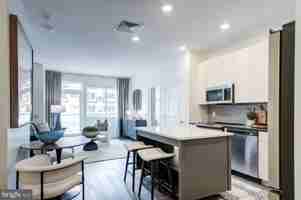 featured image of 503-29 N Columbus Blvd Unit 2223