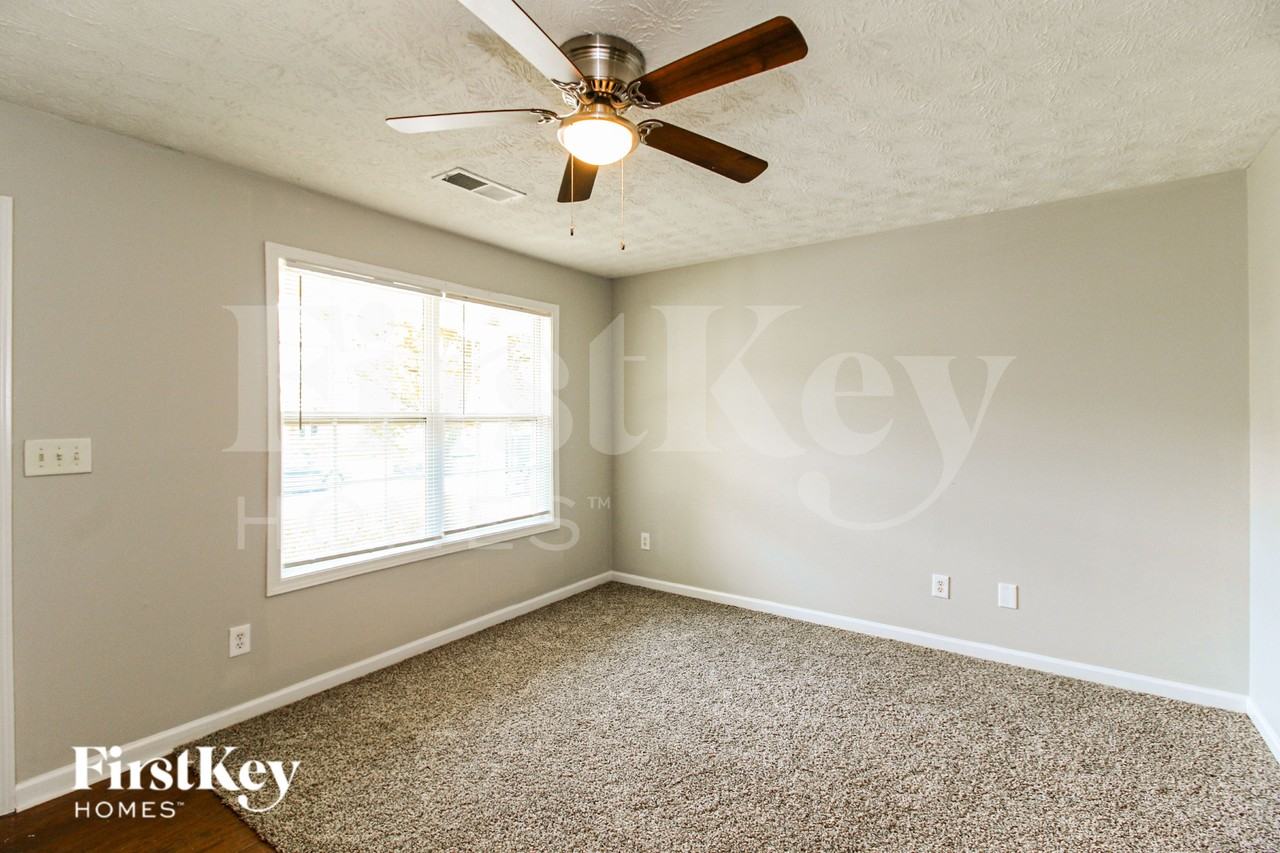 6108 Ruth St Sw - Photo 4 of 16