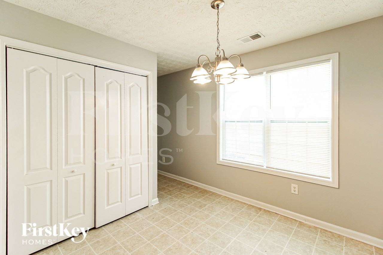 6108 Ruth St Sw - Photo 6 of 16