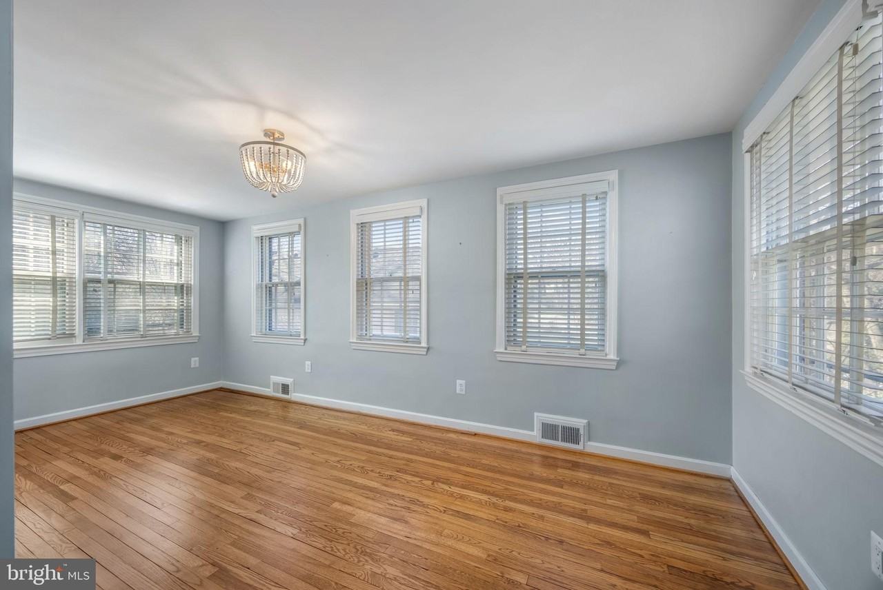 2355 N Quincy St - Photo 4 of 39