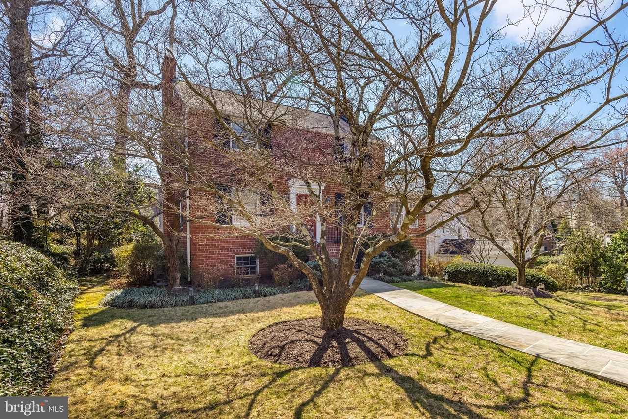 2355 N Quincy St - Photo 7 of 39