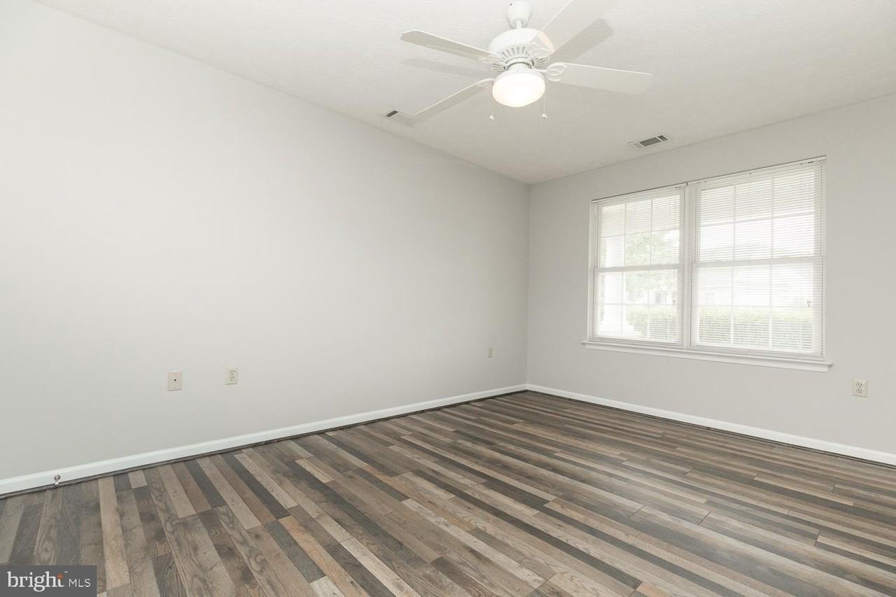 106 Butterscotch Ct - Photo 7 of 33