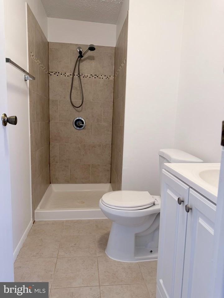 8081 Steeple Chase Ct - Photo 7 of 11