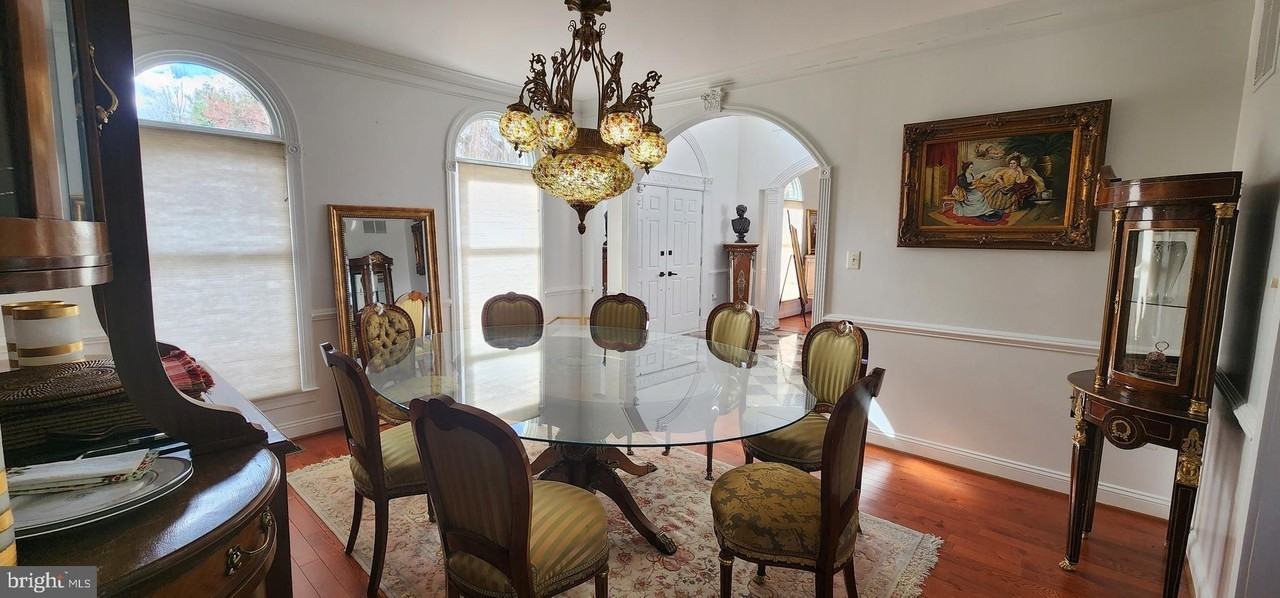 1104 Mountain Hope Ct - Photo 6 of 32