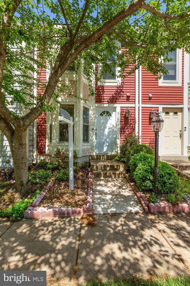 2120 Whisperwood Glen Ln - Photo 2 of 30