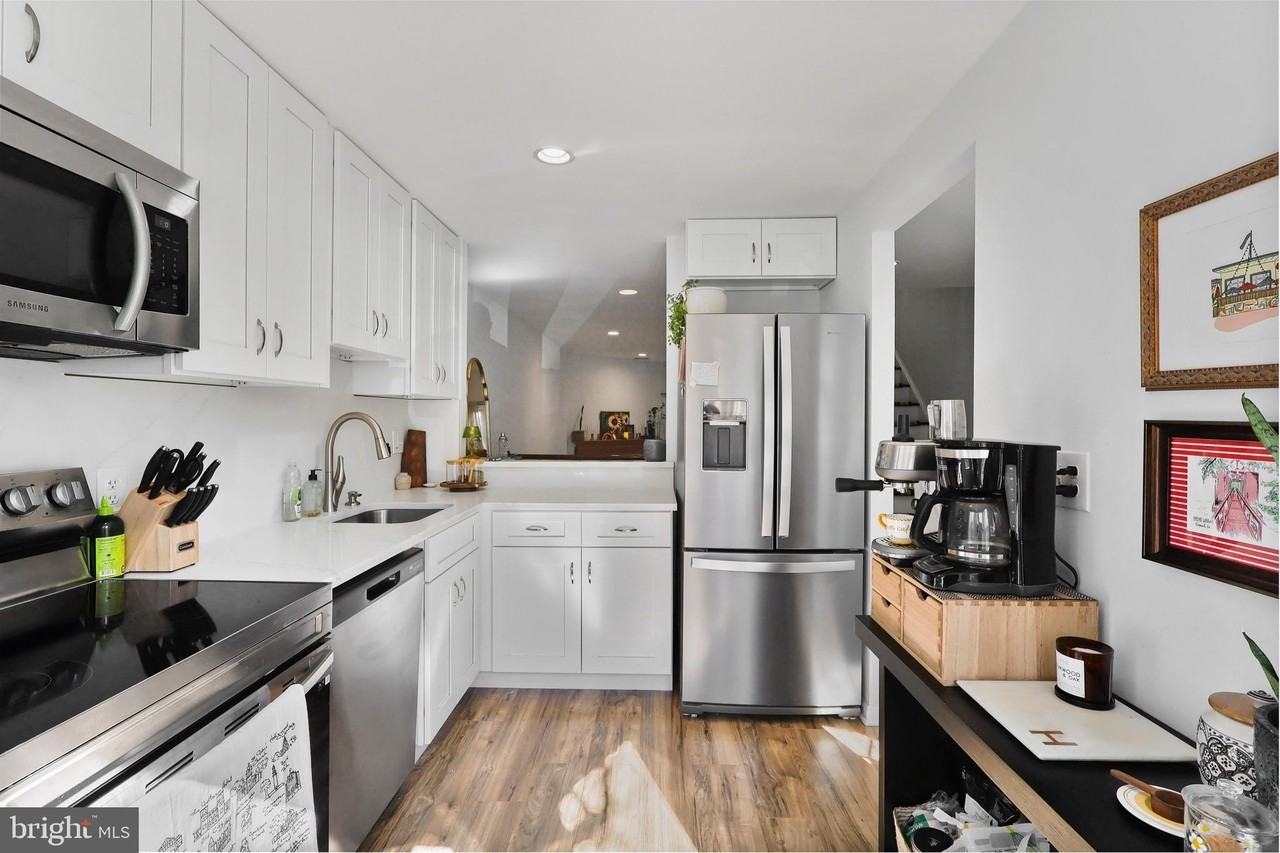 2120 Whisperwood Glen Ln - Photo 5 of 30