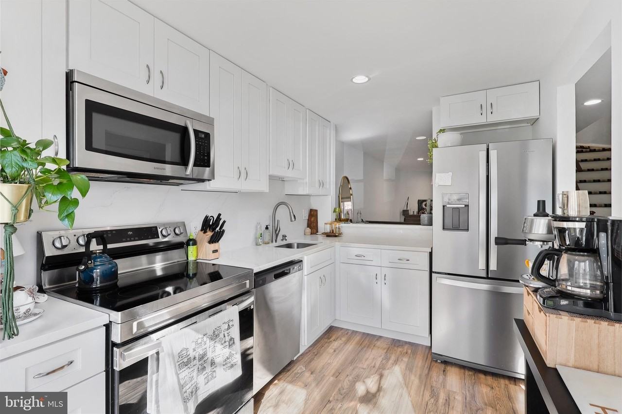 2120 Whisperwood Glen Ln - Photo 6 of 30